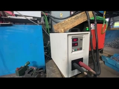 Online Inductie Warm smeden apparatuur met robotarm