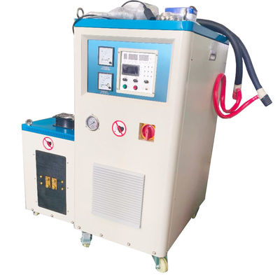 Inductie krimpfittingmachine met hoge verwarmingsefficiëntie en watergekoeld koelsysteem
