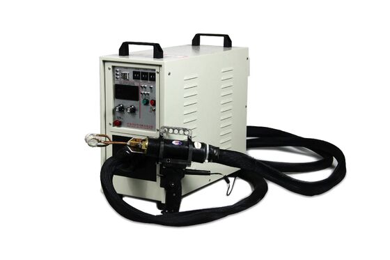 Goede prijs Handvattype Hoogfrequente inductieverwarmingsmachine met 100% werkcyclus IGBT-module en 4,5M-kabels online