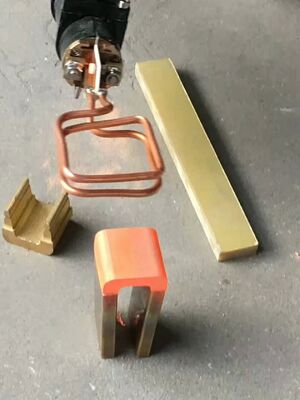 Goede prijs Intelligente multifunctionele draagbare inductieverwarmingsapparatuur voor metalen online