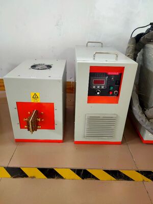 Goede prijs Ultrahoge frequentie-inductieverwarmingsapparatuur UF-20kw online